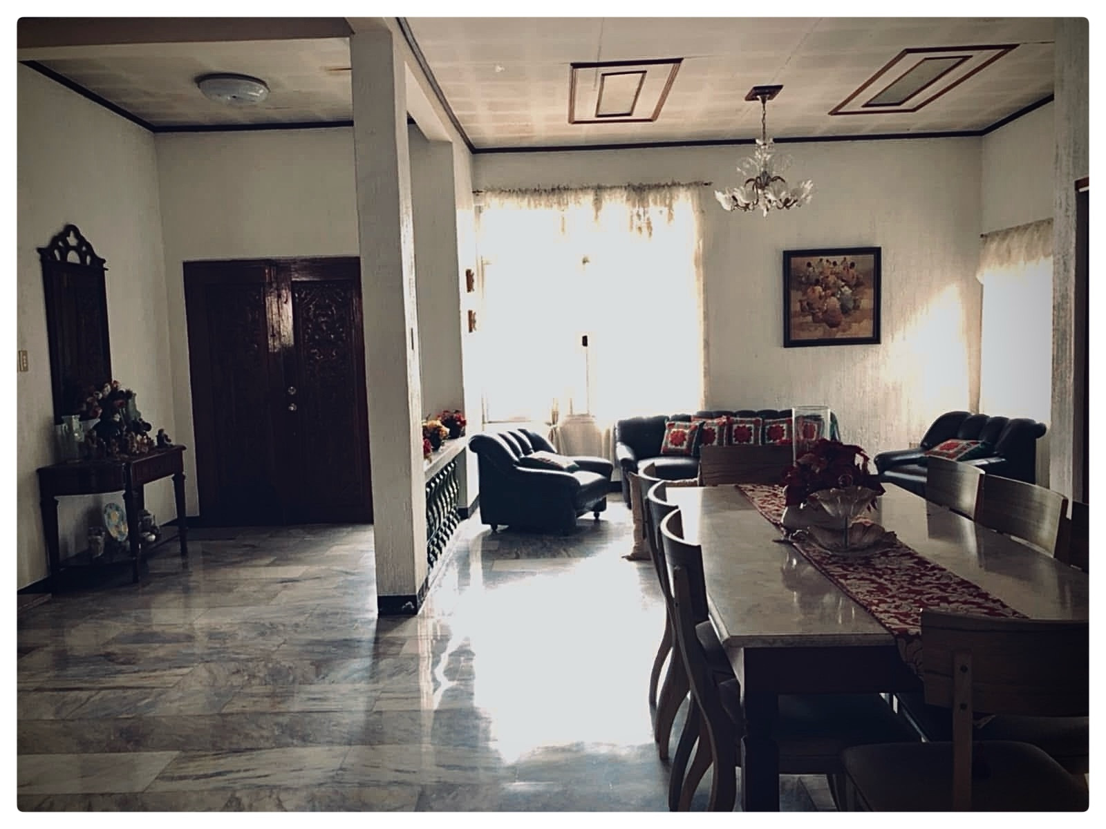 "Family priced ₱40M. Now ₱28M. Kids walk to Holy Spirit."