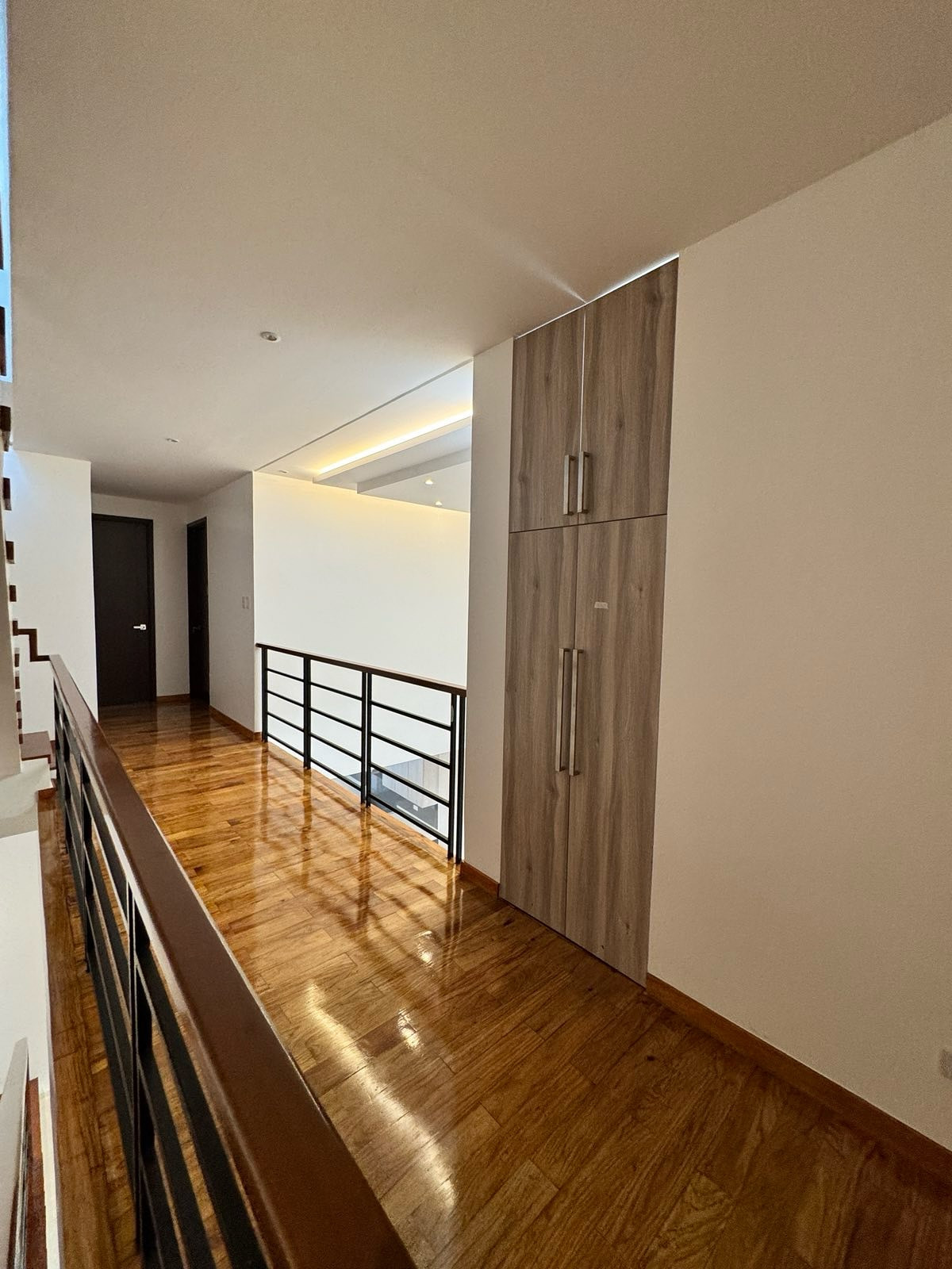 FOR SALE!! KAPITOLYO PASIG