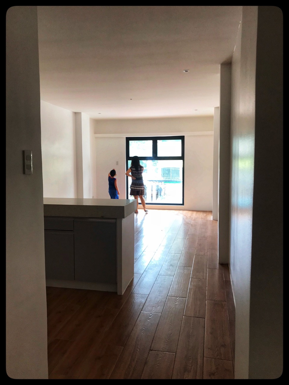 There are family homes that look right on the listing photos.