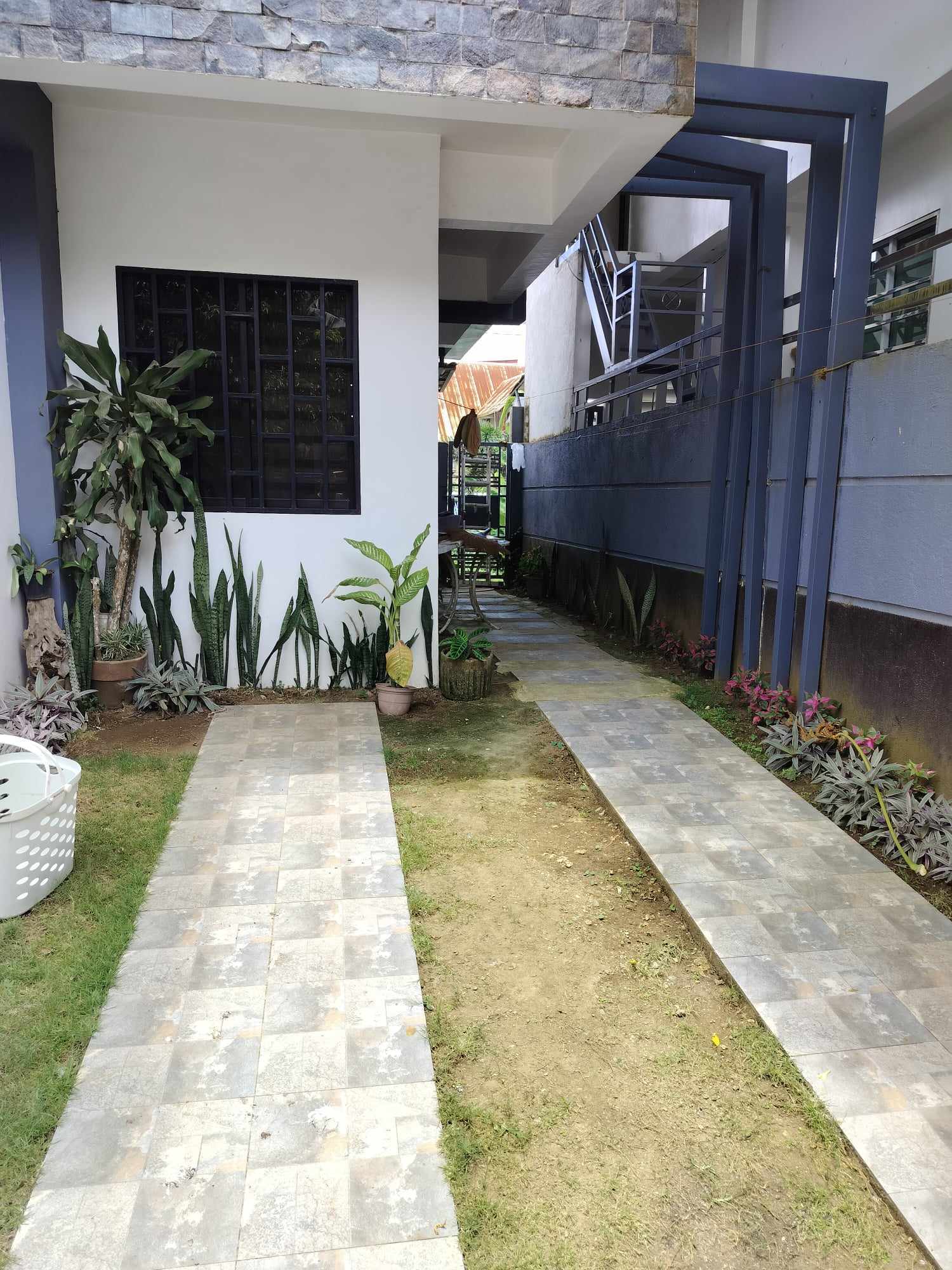 Tagaytay Duplex